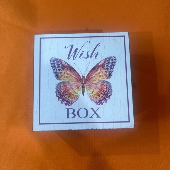 Wish box Other - ⚡️⚡️⚡️Butterfly Wish Box - White and Orange with 3 Bracelets